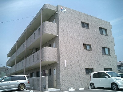 ユーミー・イワミ 303号室の外観写真